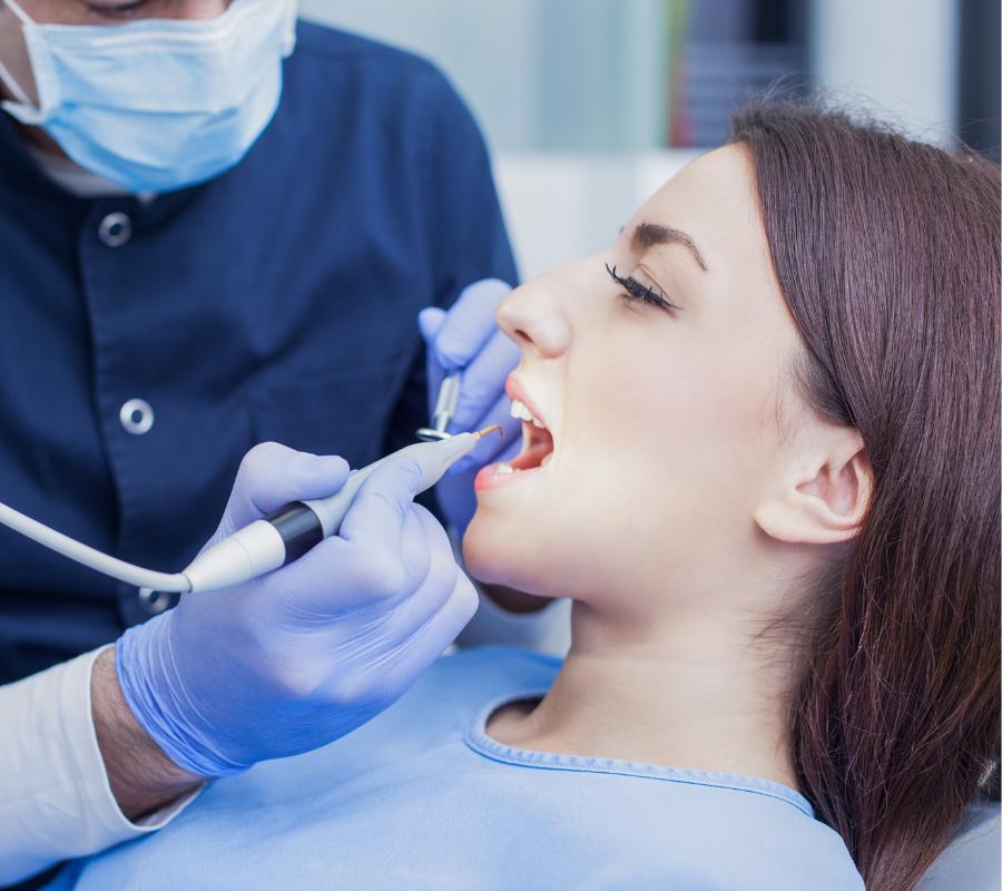 Cosmetic dentist near me in Palmer, ON – Expert teeth whitening and veneers